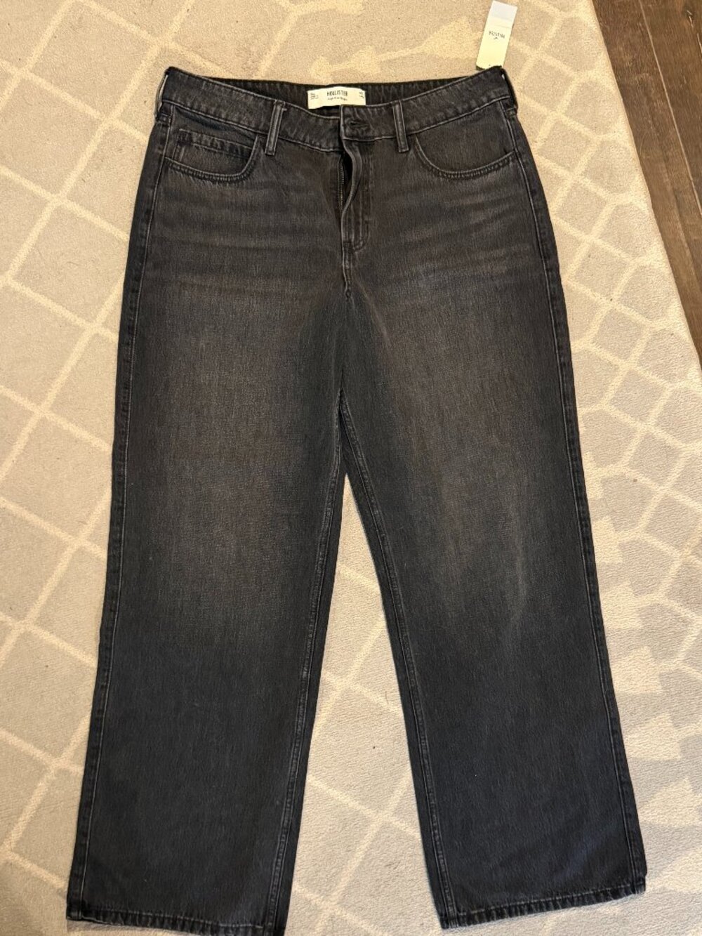 Hollister Black Wide Leg Jeans – Size 14 Long – NWT